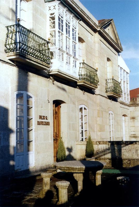 ホテル Pazo Almuzara Boborás エクステリア 写真