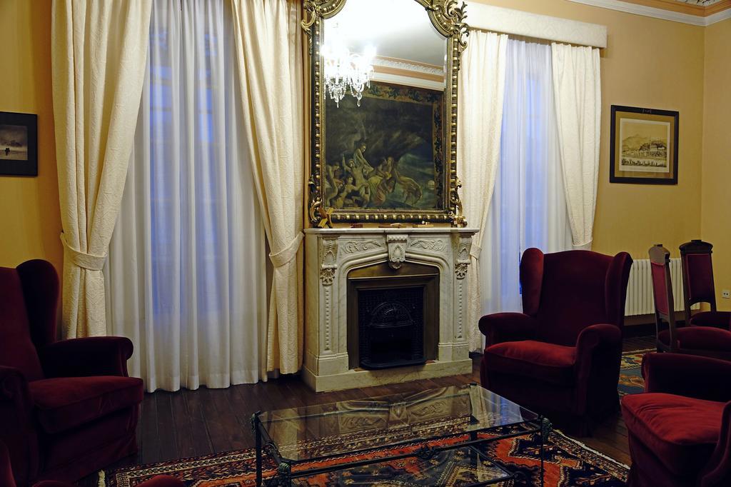 ホテル Pazo Almuzara Boborás エクステリア 写真